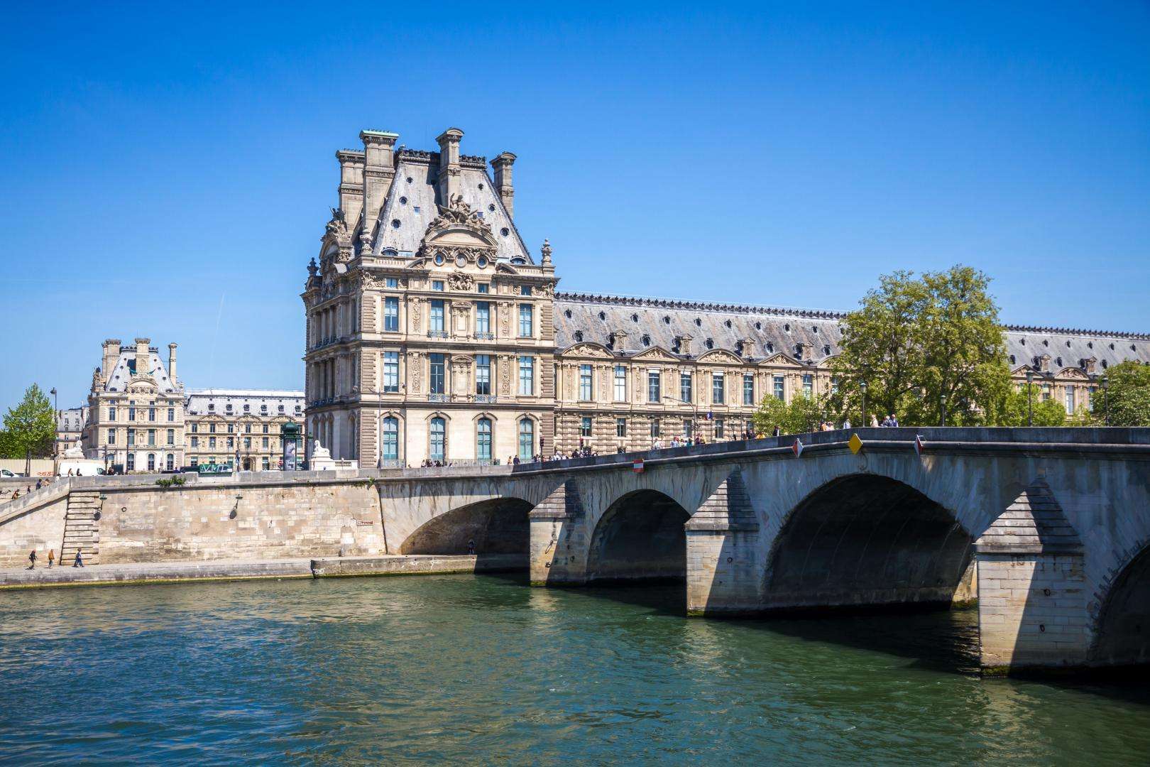 Musée des Arts Décoratifs de Paris: A Cultural Escape Just Steps from Hôtel Eiffel Blomet