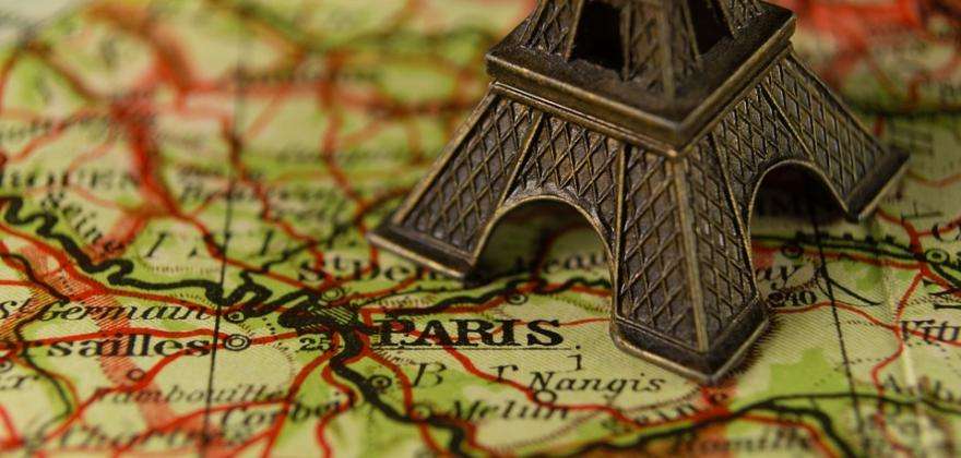 Nos prestigieux voisins : monuments incontournables